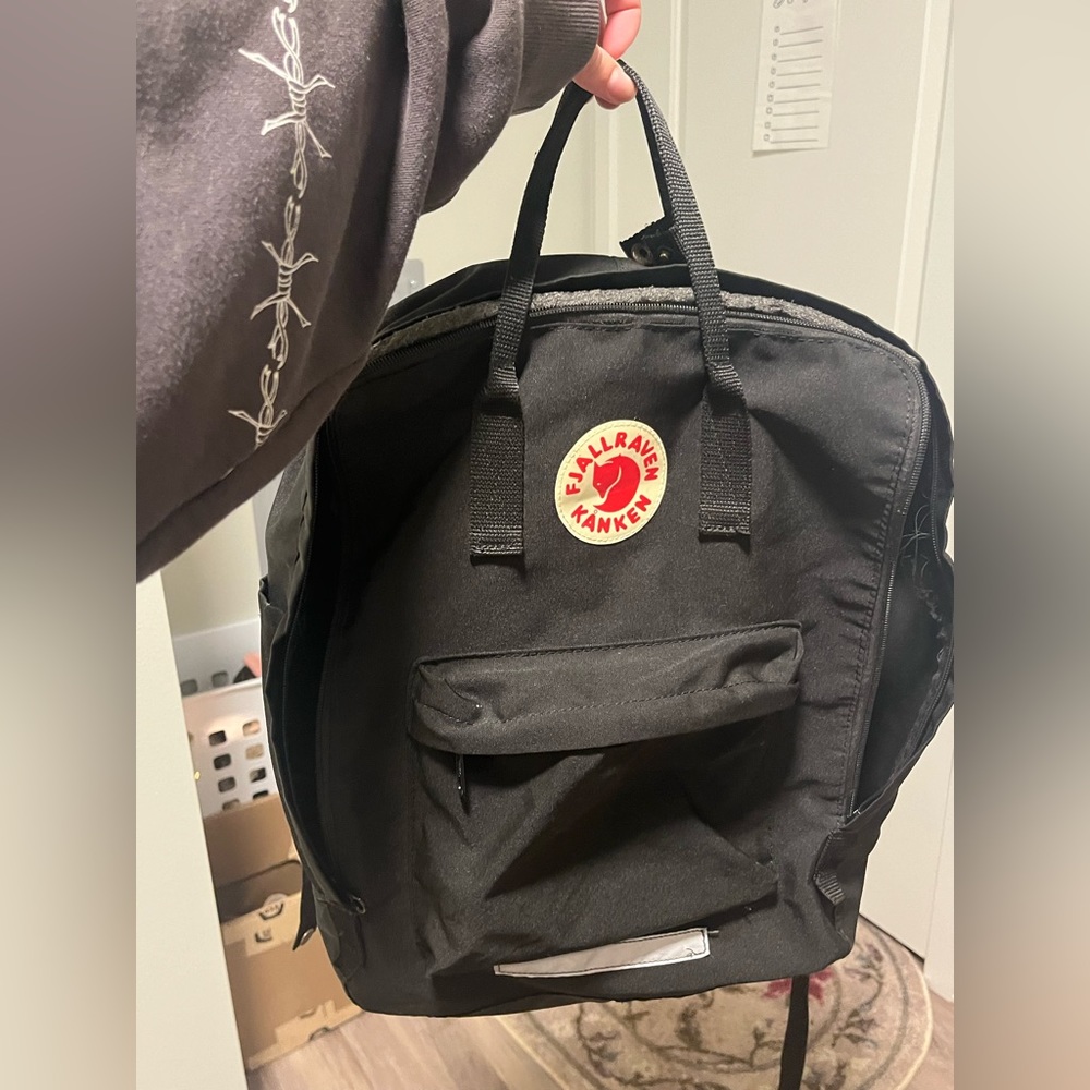 Fjallraven Kanken Backpack!!! FULL SIZE!!!